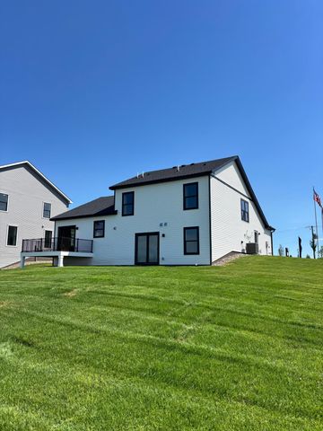4111 Ramsay Way, Waconia, MN 55387