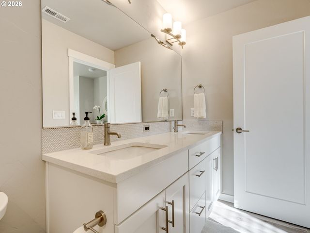 10104 Ne 134TH Ave, Vancouver, WA 98682