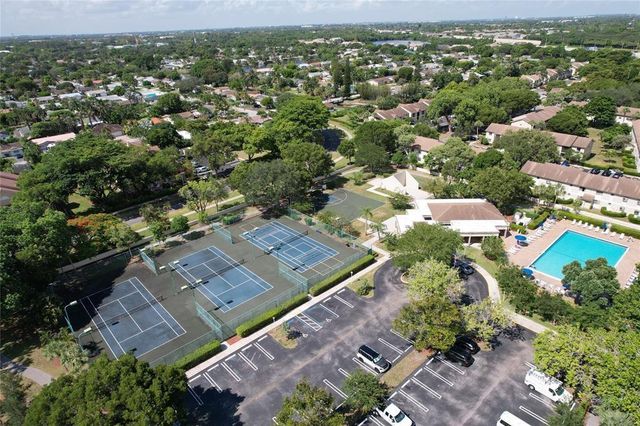 715 Gardens Drive 203, Pompano Beach, FL 33069