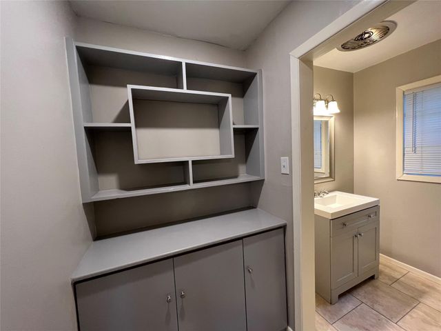 3409 Bacon Street, Houston, TX 77021