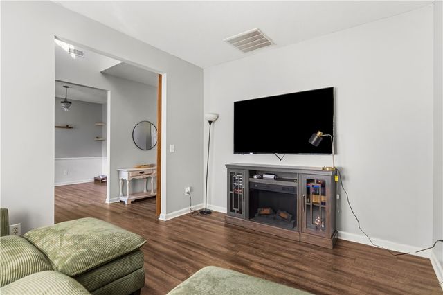 216 Edenberry Way, Easley, SC 29642