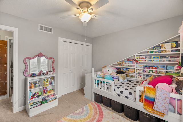 14418 Oak Brook Drive, Urbandale, IA 50323