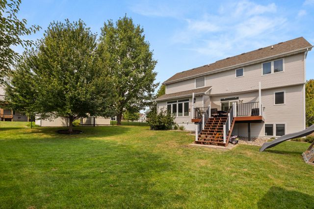 14418 Oak Brook Drive, Urbandale, IA 50323