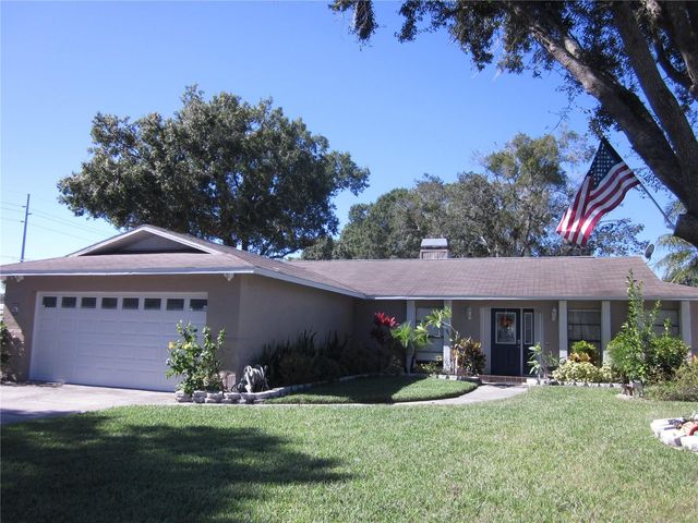 4902 COUNTRY AIRE LANE, Tampa, FL 33624