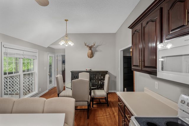 1691 Barrywood Cir, E, Clarksville, TN 37042