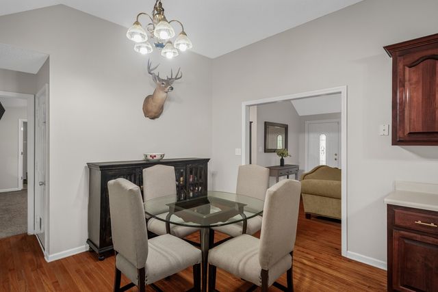 1691 Barrywood Cir, E, Clarksville, TN 37042