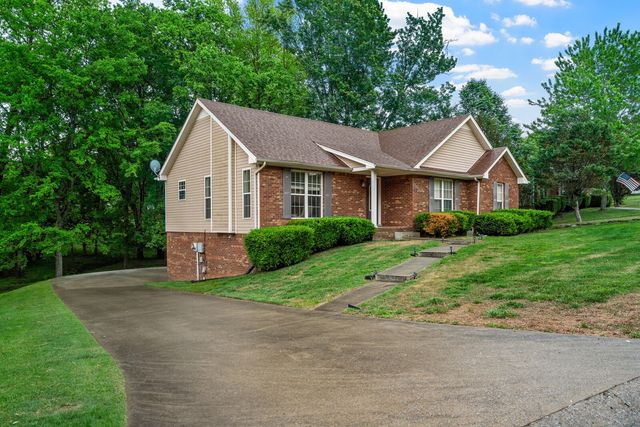1691 Barrywood Cir, E, Clarksville, TN 37042