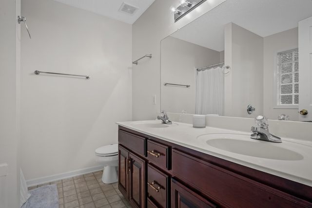 1691 Barrywood Cir, E, Clarksville, TN 37042
