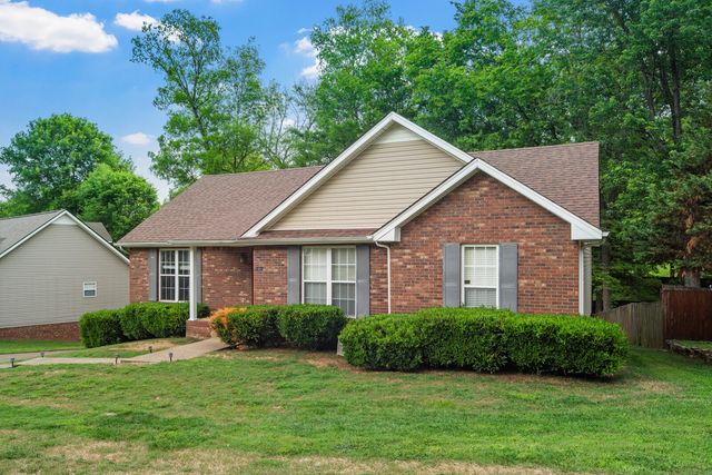 1691 Barrywood Cir, E, Clarksville, TN 37042