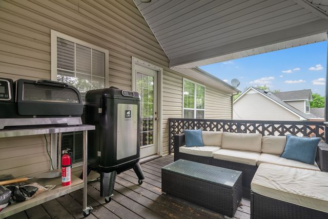 1691 Barrywood Cir, E, Clarksville, TN 37042
