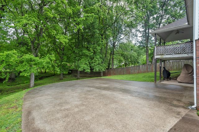 1691 Barrywood Cir, E, Clarksville, TN 37042