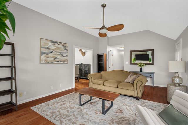 1691 Barrywood Cir, E, Clarksville, TN 37042