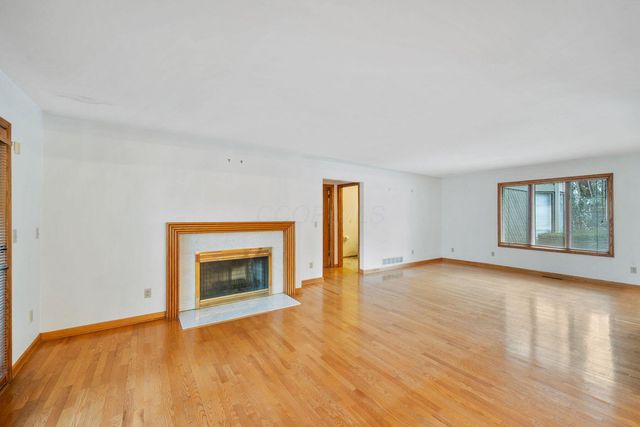 110 Whieldon Lane, Columbus, OH 43085