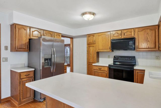 110 Whieldon Lane, Columbus, OH 43085