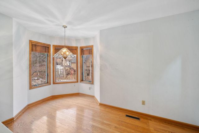 110 Whieldon Lane, Columbus, OH 43085