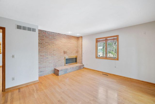 110 Whieldon Lane, Columbus, OH 43085