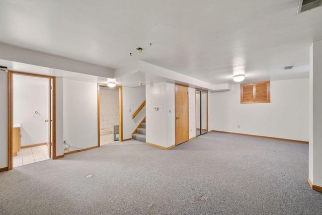 110 Whieldon Lane, Columbus, OH 43085