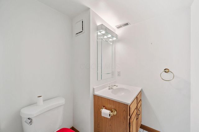 110 Whieldon Lane, Columbus, OH 43085