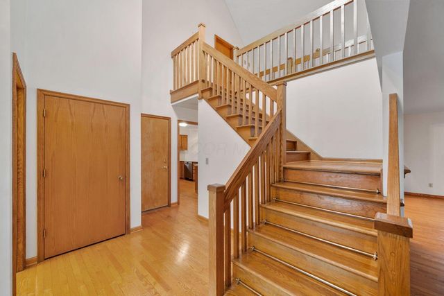 110 Whieldon Lane, Columbus, OH 43085