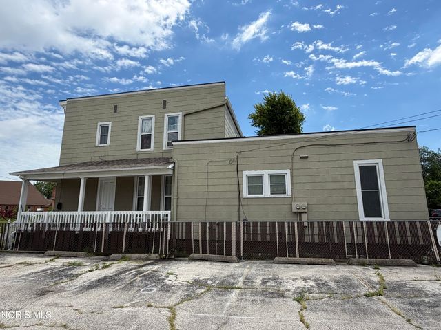 627 Walbridge Avenue, Toledo, OH 43609