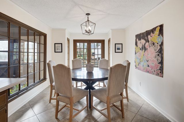 8345 GLEN MEADOW LN, Germantown, TN 38138