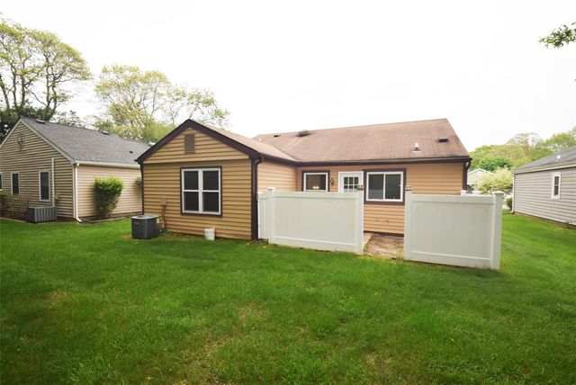 407 Belfast Lane, Ridge, NY 11961