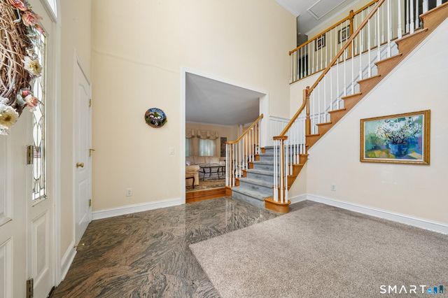 132 East Hunting Ridge Road, Stamford, CT 06903