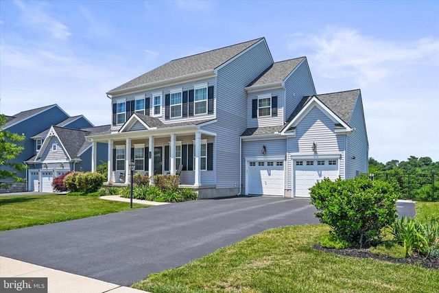 100 HOLLYHOCK DR, Manchester, PA 17345
