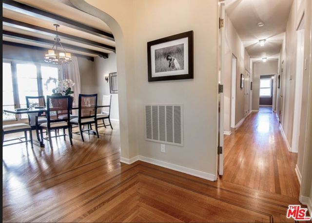 150 S Orange Drive, Los Angeles, CA 90036