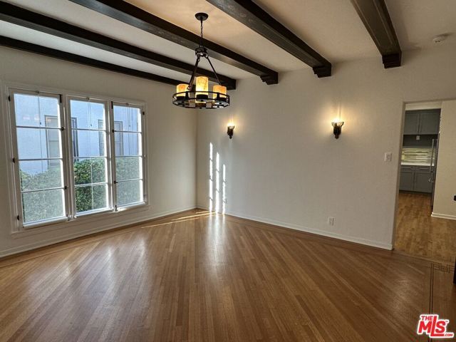150 S Orange Drive, Los Angeles, CA 90036