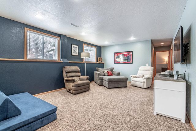 1224 Lenore Way, Fergus Falls, MN 56537