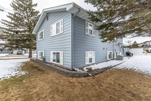 1224 Lenore Way, Fergus Falls, MN 56537