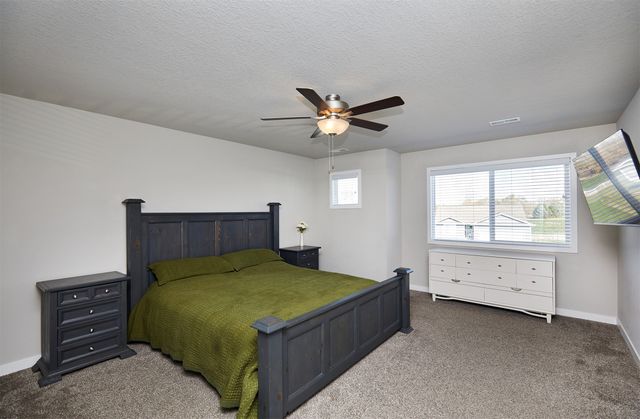 2409 Sunview Drive, Granger, IA 50109