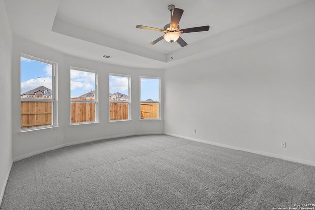 2839 Reeves Ln, Schertz, TX 78108