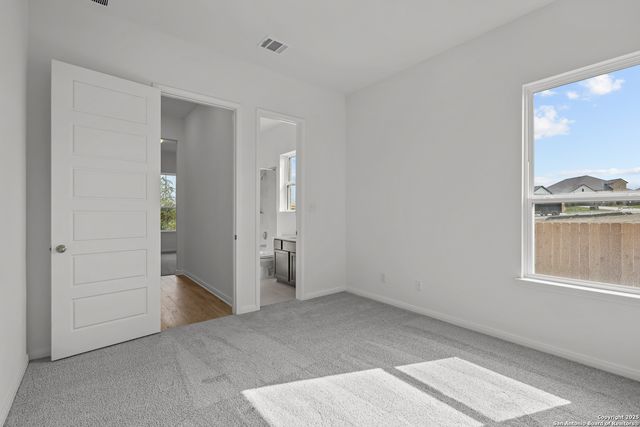 2839 Reeves Ln, Schertz, TX 78108