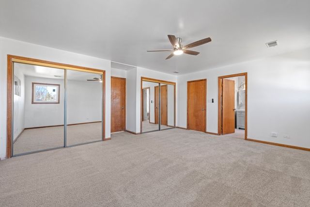 725 N 8th Avenue, Addison, IL 60101