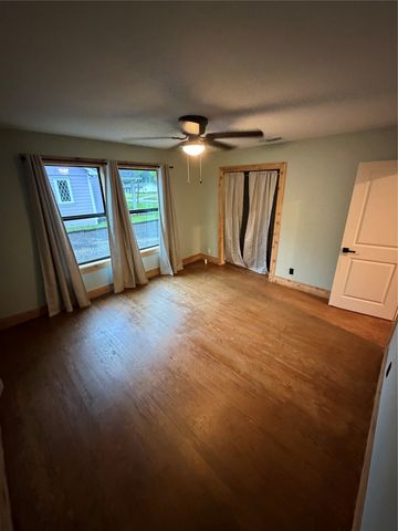 1605 S Houston Street, Kaufman, TX 75142