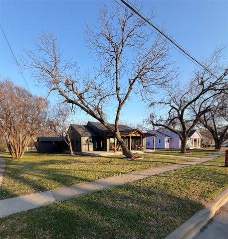 1605 S Houston Street, Kaufman, TX 75142