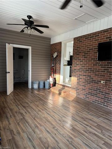 158 Betty Avenue, Mount Airy, NC 27030