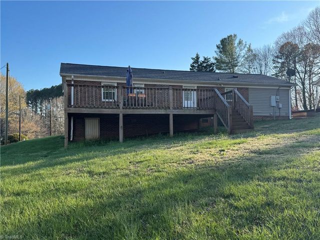 158 Betty Avenue, Mount Airy, NC 27030