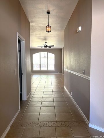 4724 green bluff, Schertz, TX 78154