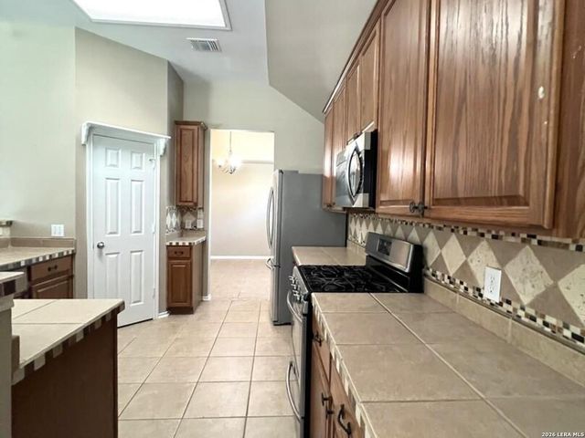 4724 green bluff, Schertz, TX 78154