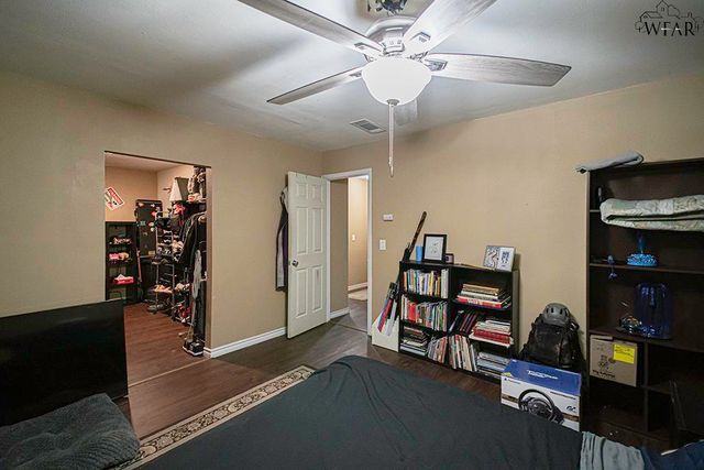 1657 LONGVIEW STREET, Wichita Falls, TX 76306