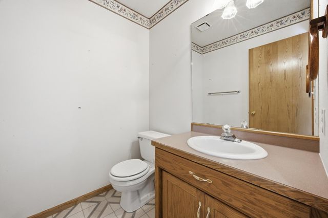 513 12th Street E, West Fargo, ND 58078