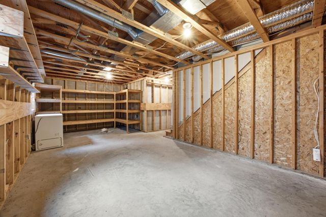 513 12th Street E, West Fargo, ND 58078
