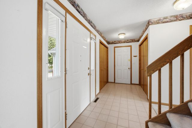 513 12th Street E, West Fargo, ND 58078