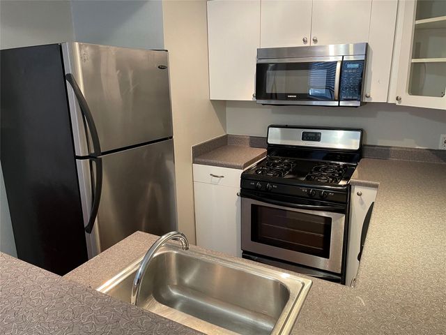 610 Franklin BLVD B, Austin, TX 78751