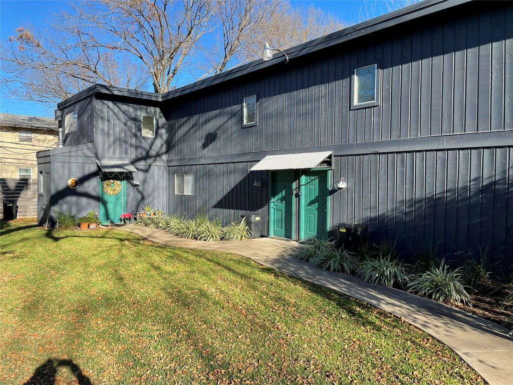 610 Franklin BLVD B, Austin, TX 78751