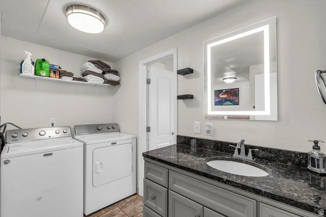 326 W 30 N, La Verkin, UT 84745