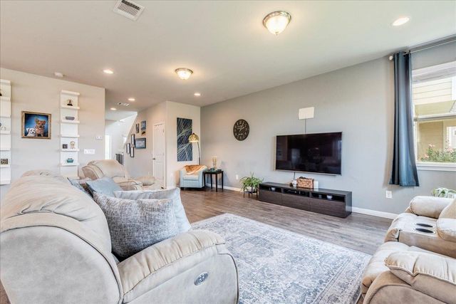 190 Sandy PATH, Buda, TX 78610